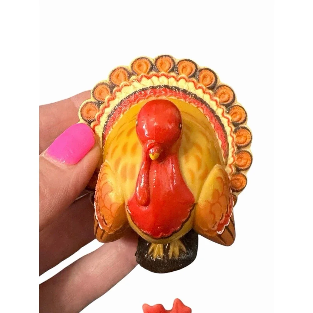 4 Vtg Hallmark Thanksgiving Merry Miniatures Turkey, Pilgrims, & Mouse On Leaf